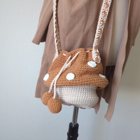 Handmade Crochet Mushroom Purse Crossbody Bag Nature Brown Whimsical Fairy - Picture 4 of 9
